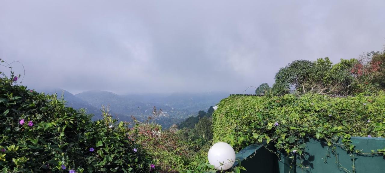 Munnar Tea Hills Resort - Mthr Ngoại thất bức ảnh