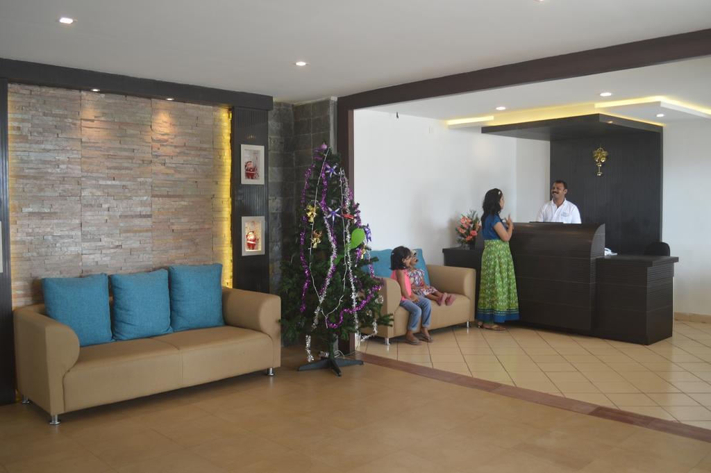Munnar Tea Hills Resort - Mthr Ngoại thất bức ảnh