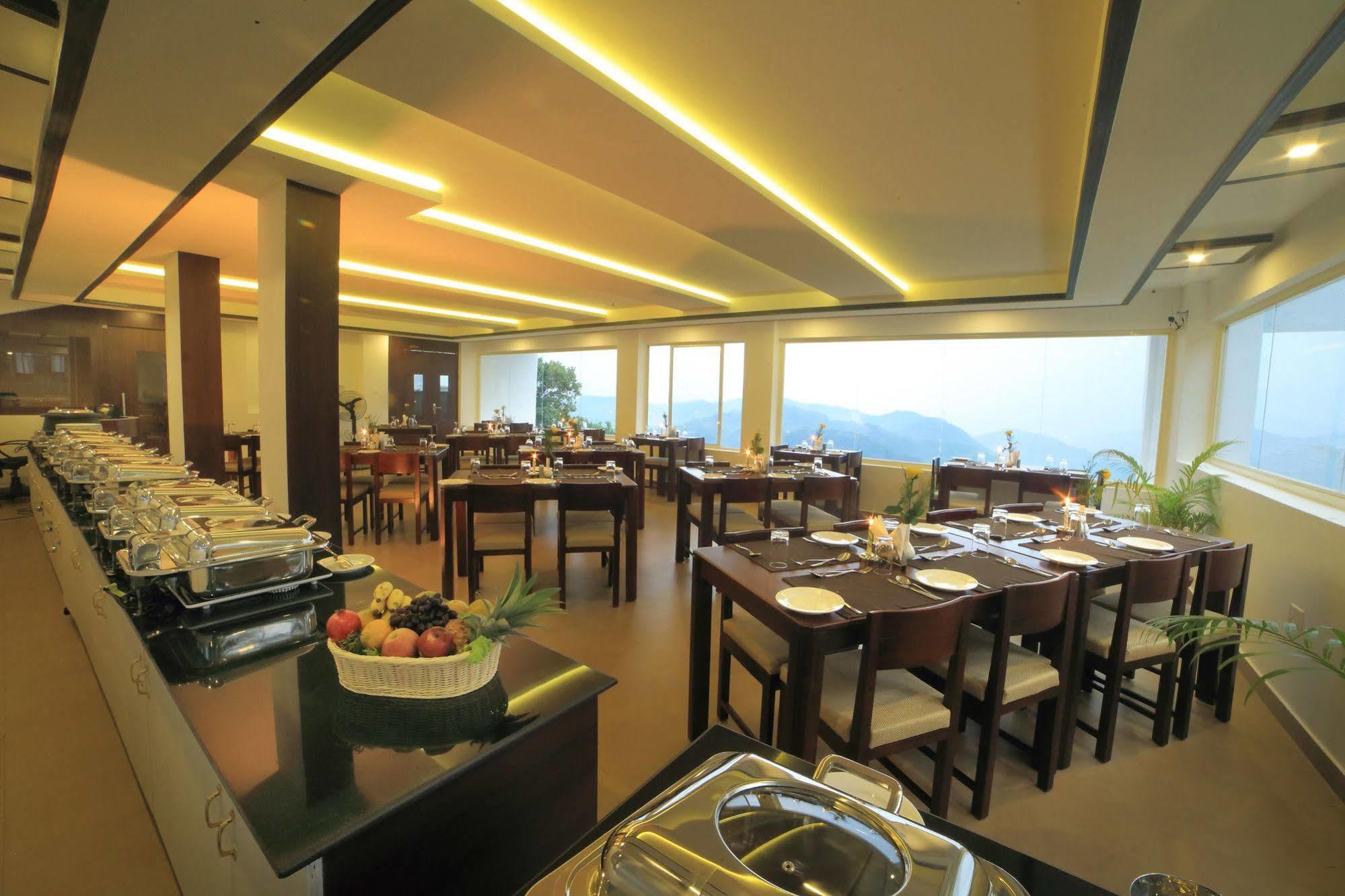 Munnar Tea Hills Resort - Mthr Ngoại thất bức ảnh