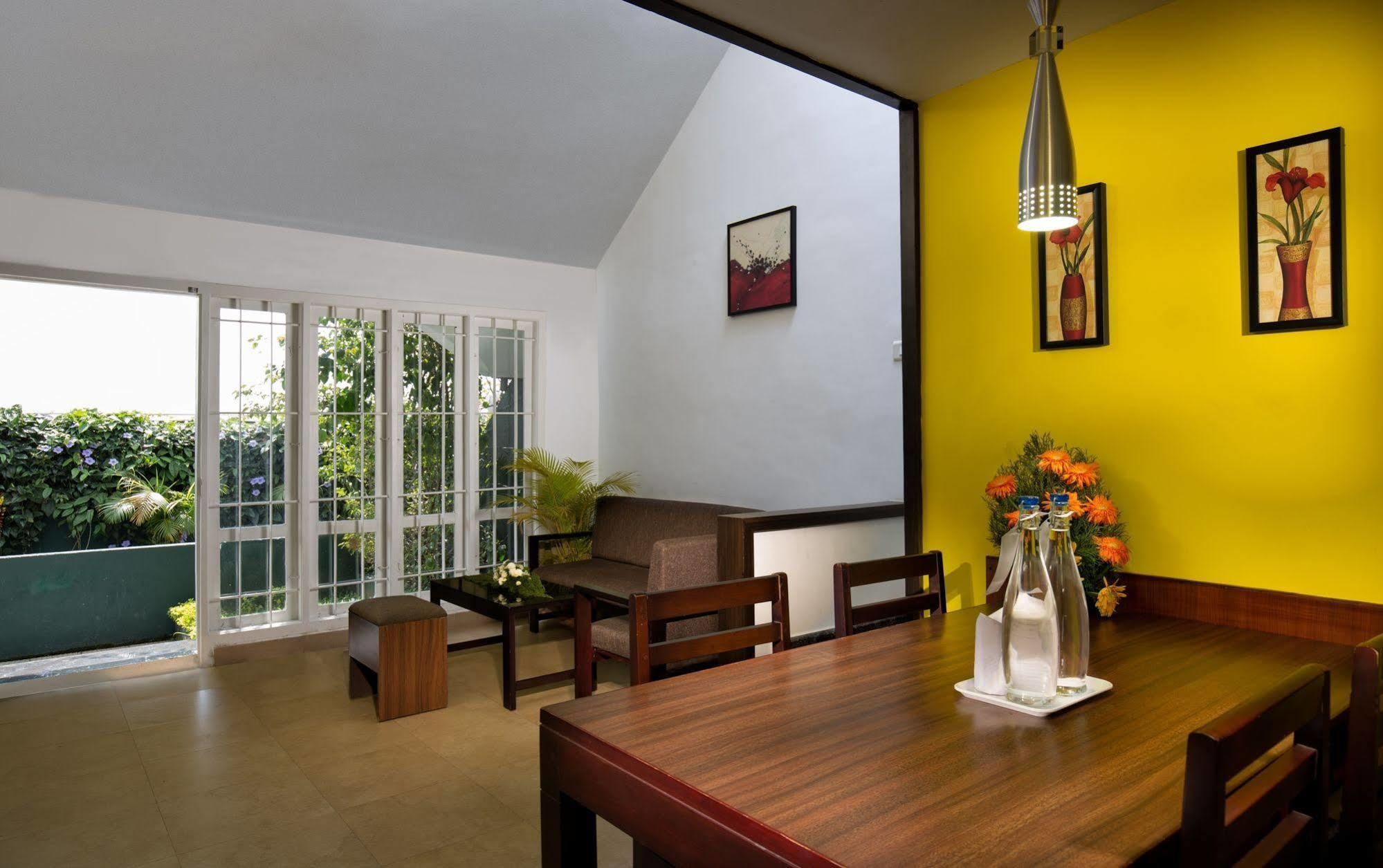 Munnar Tea Hills Resort - Mthr Ngoại thất bức ảnh