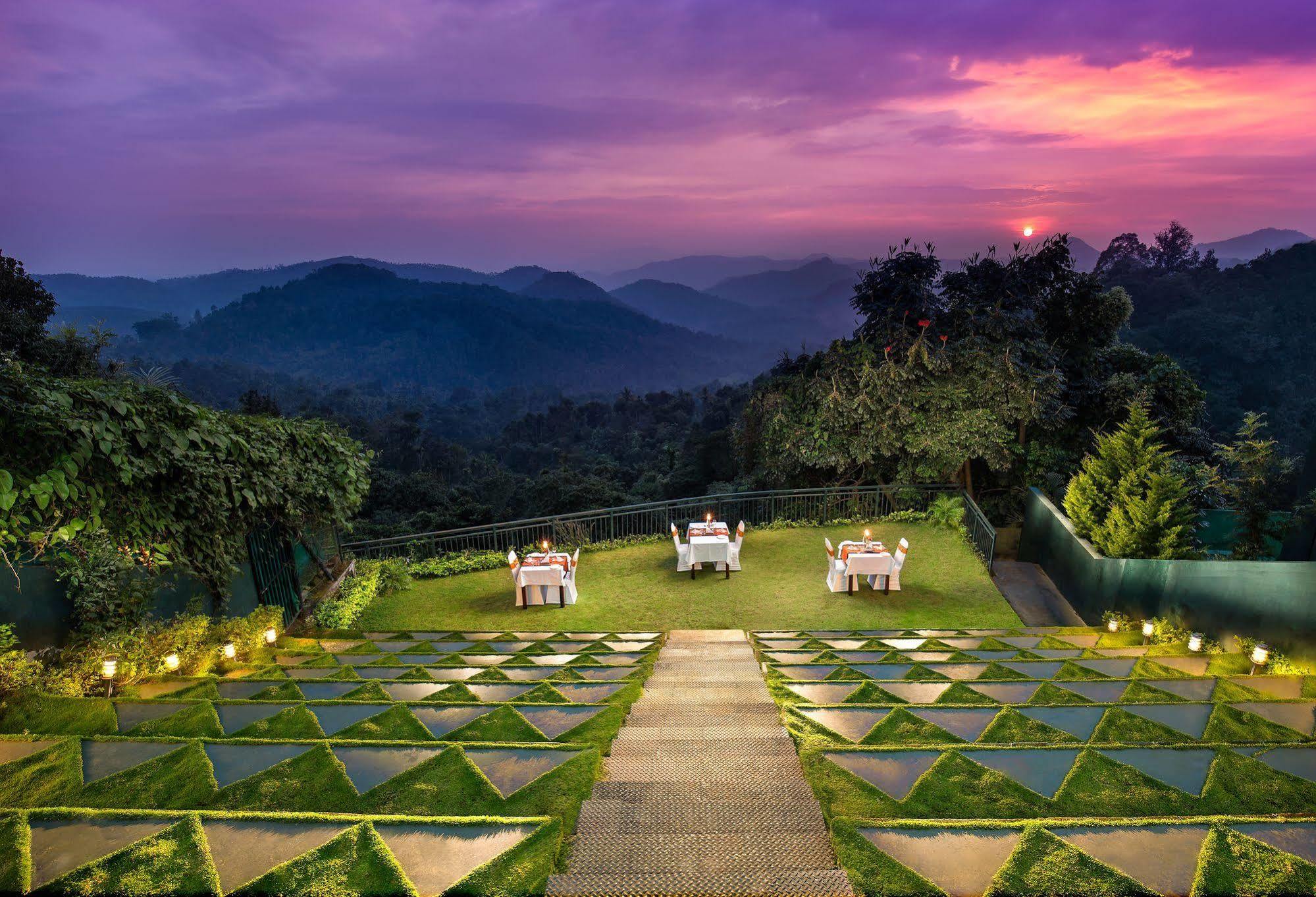 Munnar Tea Hills Resort - Mthr Ngoại thất bức ảnh